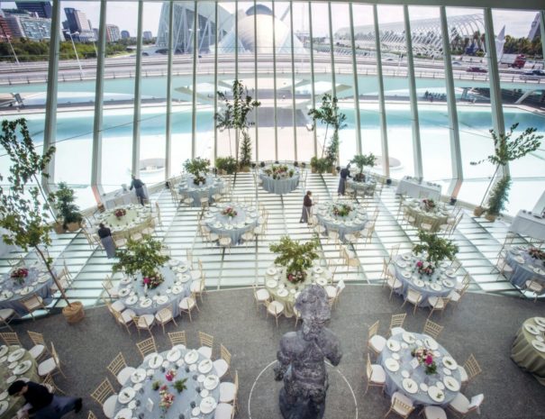 Evento corporativo con vista en la ciudad de las artes y ciencias en valencia en España