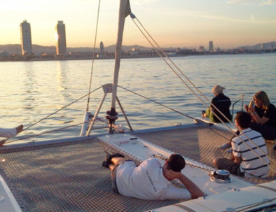 Crucero en catamarán en Barcelona