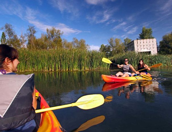 kayak in girona