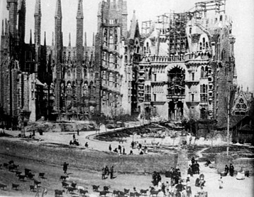 Old-photograph-Sagrada-Familia