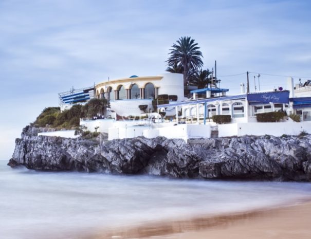 Velada de gala con vistas al mar en Barcelona