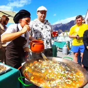 Show de cocina de paella en Valencia