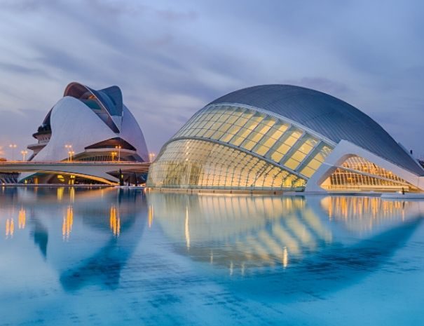 Cité des Arts et des Sciences à Valence, lieu parfait pour un séminaire en Espagne