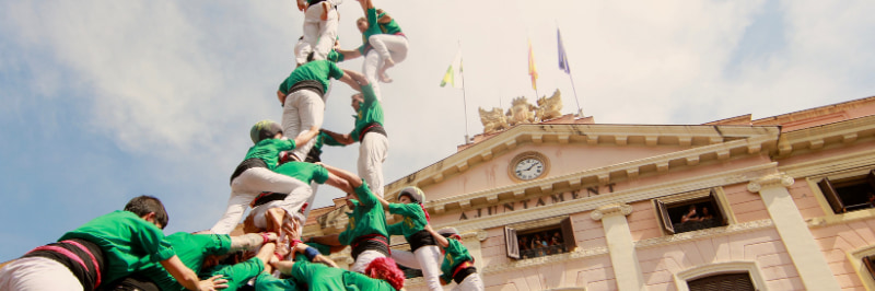 castellers team building human pyramids