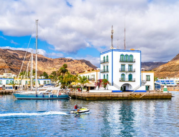 Puerto de Mogan Grande canarie