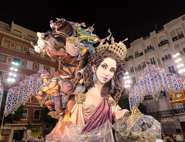 Figure Fallas Valence