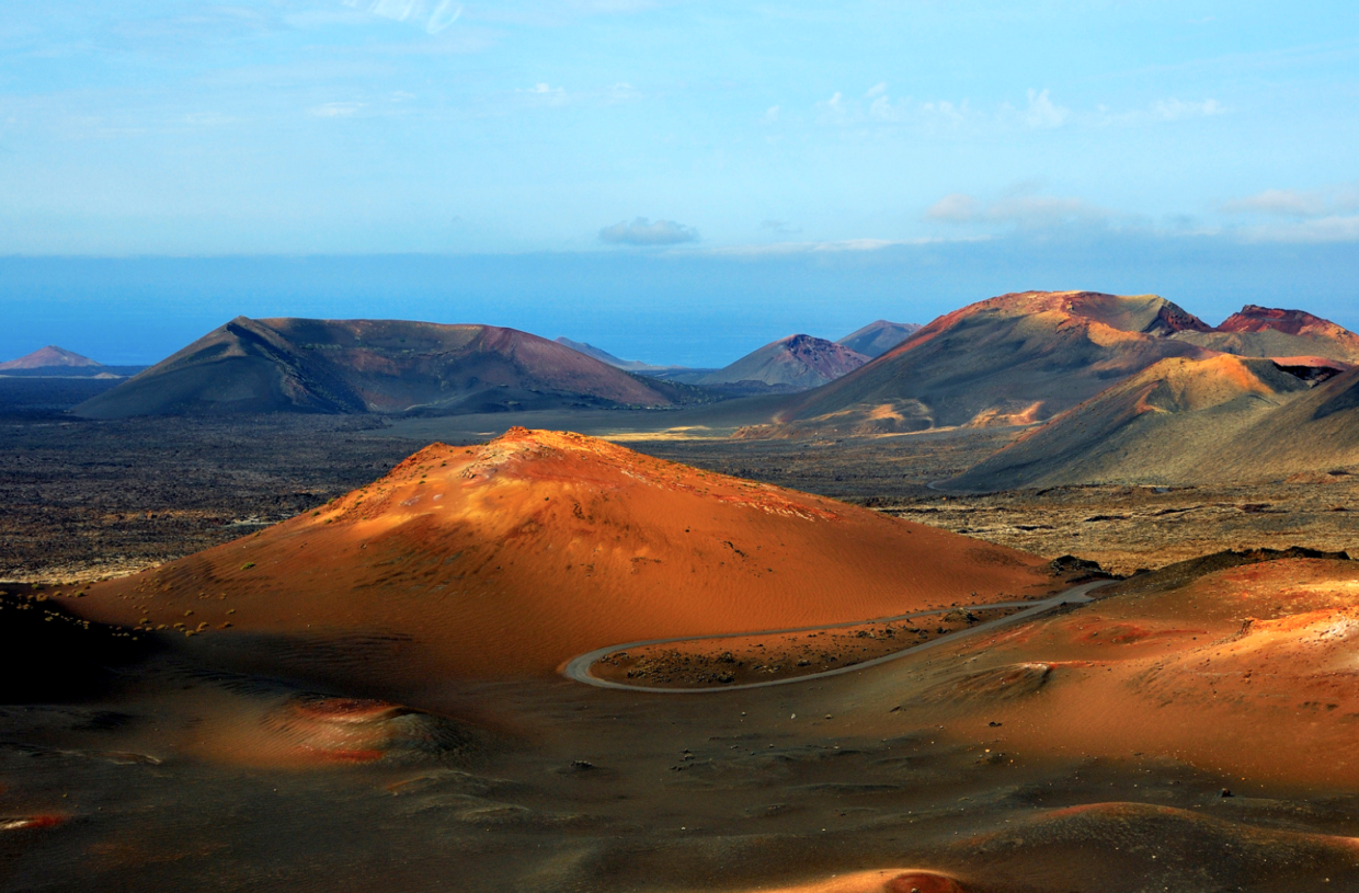 Paisaje volcánico en Lanzarote