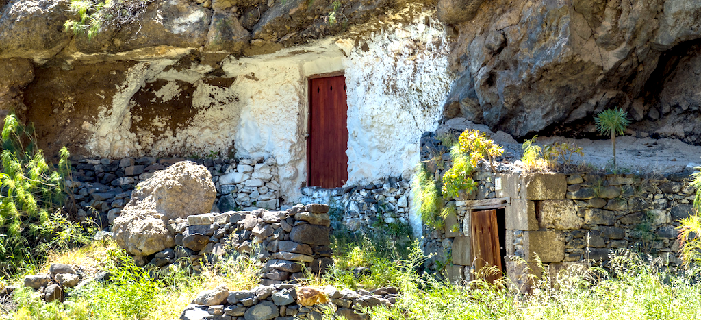 Maisons troglodytes à Acusa, Grande Canarie