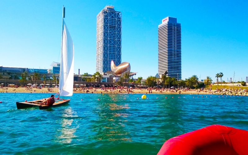 Secret Barcelona - Traditionnal Catalan catamaran - tour